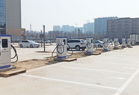 郑州昌原直流充电桩停车场案例安装现场